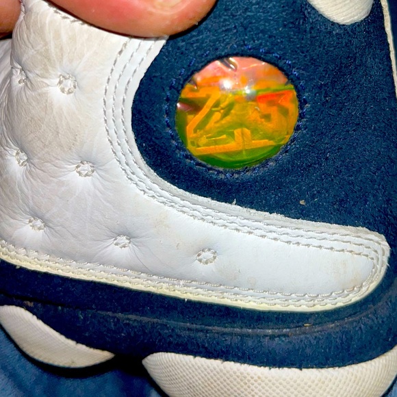 Size 8  Air Jordan Retro 13 Obsidian - Picture 6 of 6